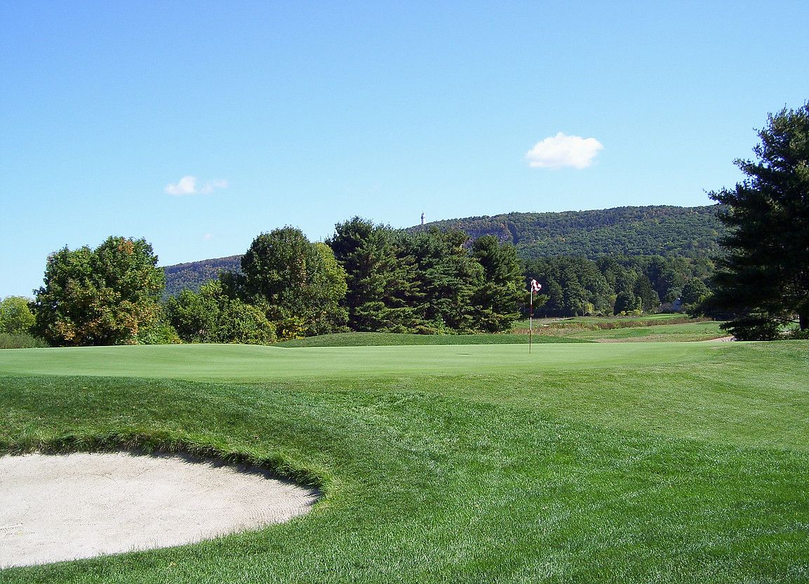 Blue Fox Run Golf Club Nine In Avon Connecticut Usa